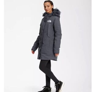 The North Face New Outer Boroughs Parka Size 3X